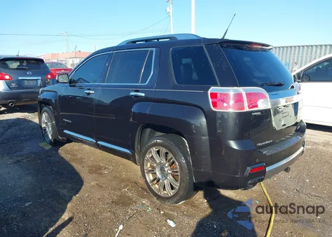 2013 GMC Terrain Denali z USA, uszkodzony, nr VIN 2GKFLZE34D6395374